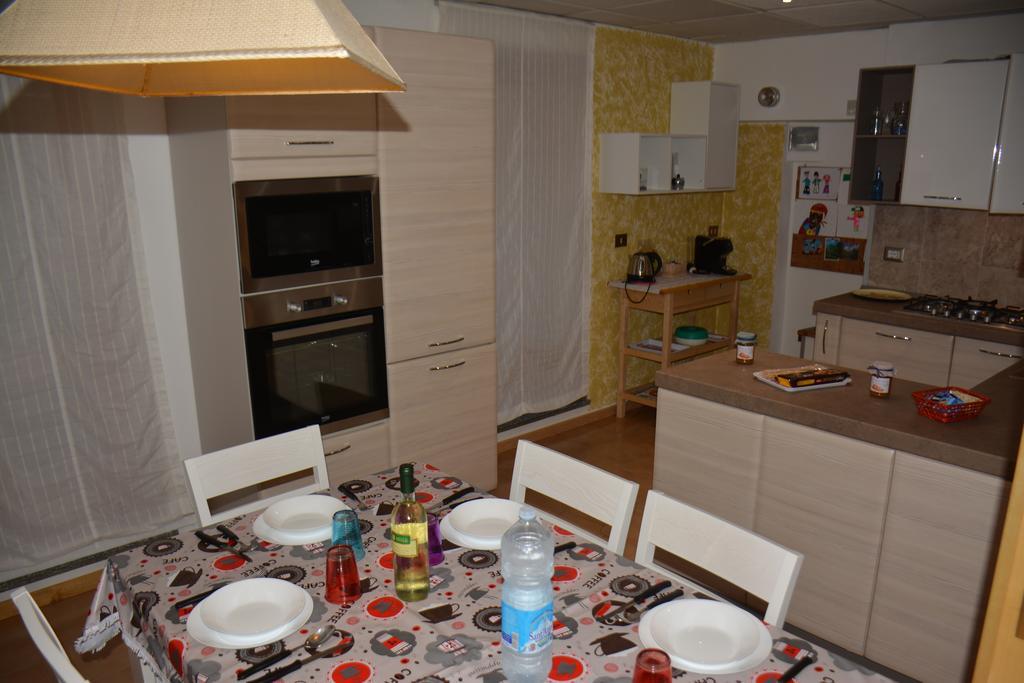 Casa Gibiseo Lejlighed Bellano Eksteriør billede